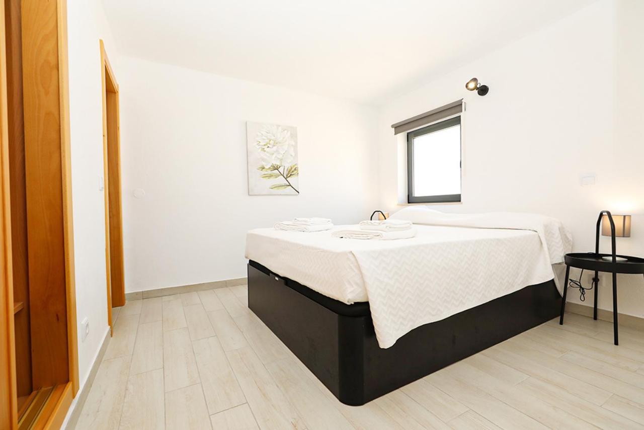 A62 - Cul De Sac Apartment In Lagos Exteriör bild