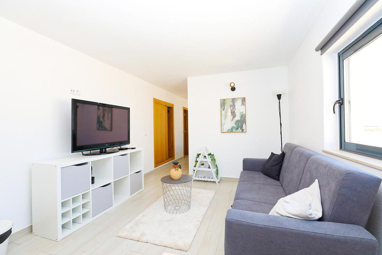 A62 - Cul De Sac Apartment In Lagos Exteriör bild